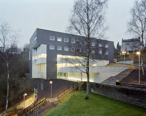 Centre ADEPS Le Lac, Neufchâteau, 2014 / Baumans-Deffet Architecture et Urbanisme